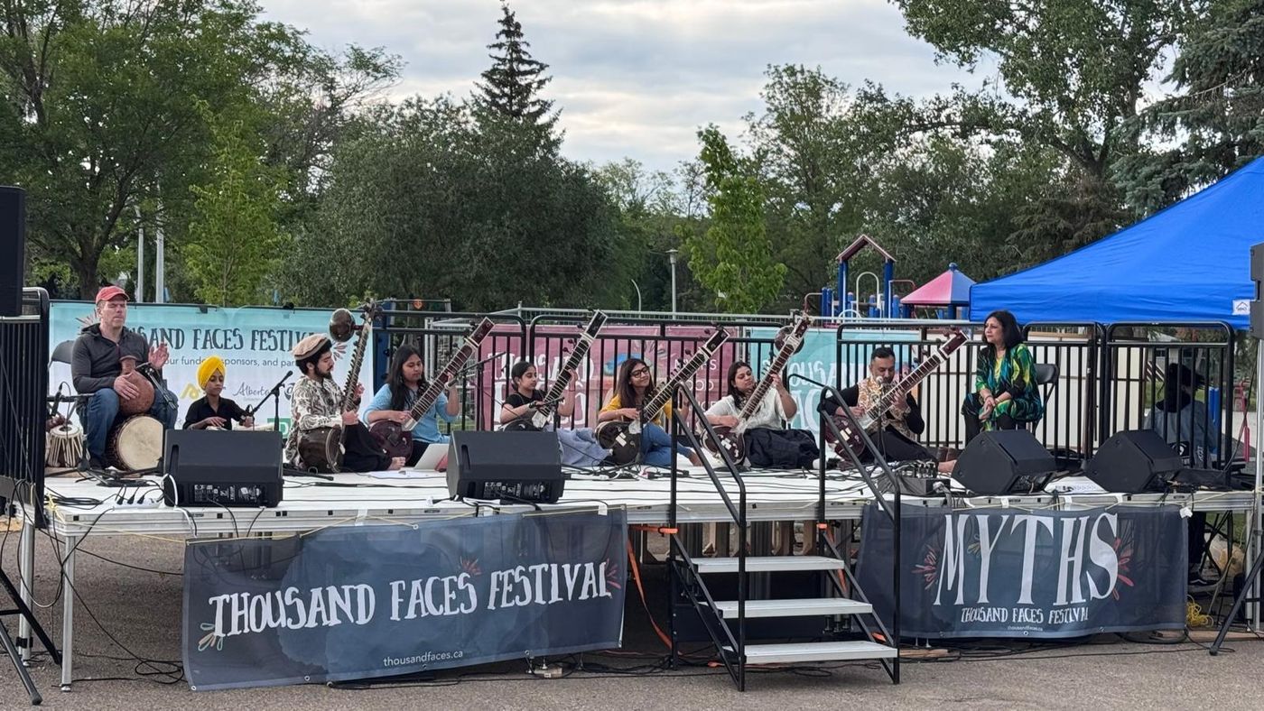 Kalaakaar performing on the outdoor Thousand Faces Festival stage